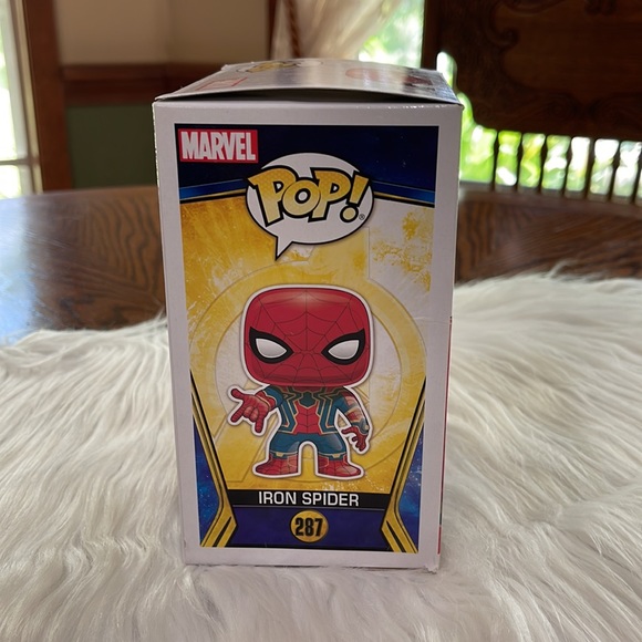 Funko Pop: Avengers Infinity War - Iron Spider 287 - Picture 4 of 8
